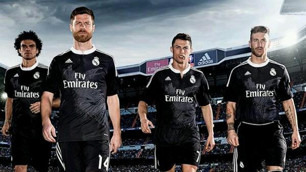 F9Osasuna's tweet photo. Cartel de las camisetas del Madrid y sale el escudo de Osasuna. No nos olvidan. http://t.co/JNEzQ7lrPA