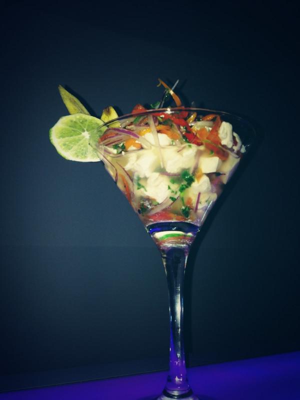 Gastrobarra's tweet photo. Nuestro ceviche, no te puedo NO gustar. Contactanos y ten en tu evento calidad con @Gastrobarra http://t.co/8KK5qScUvU