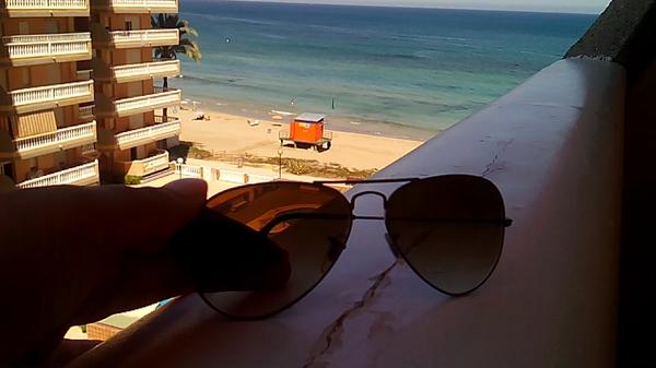 ZairaGomezP's tweet photo. Dia de playa! #family #LaManga #castillos http://t.co/pZvfFxsOJD