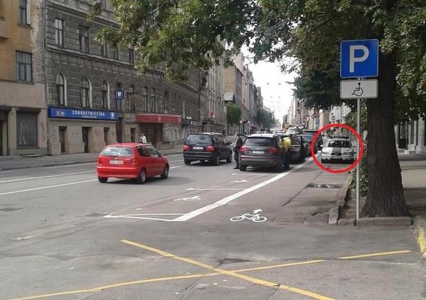 Cops in Riga!! Seriously?? 
Photo: Jānis Palkavnieks 
#TruFixKru