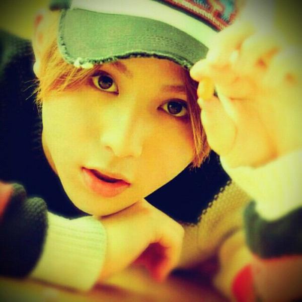 RYOXSUKE_Y's tweet photo. 　今生まれた。
　　
　『俺、お前の側にいるわ

　だから、頼れよ』
　　
#RTした人で気になった人をフォロー
#RTしたnrさんbotさんフォローする http://t.co/9t8uIBcYYC