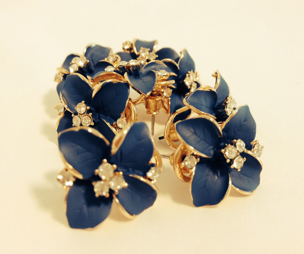 Vintage_Styler's tweet photo. Flower Power - our Trudy #earrings from the @LydiaRoseBright collection! Only £10 http://t.co/OR9txR55Gr #lydiaforvs http://t.co/mp8incKIU1