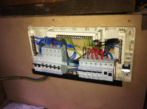 rtdelectrical's tweet image. That's better.