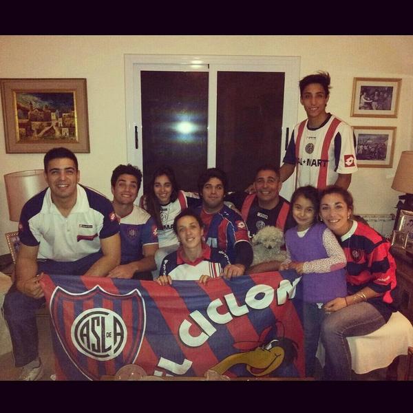 flortoledo's tweet photo. #SoyCuervoEnTN Somos cuervos! http://t.co/6gosgbURpl
