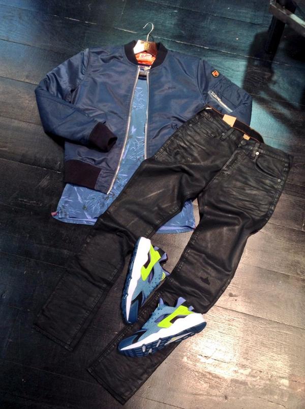 MadeManClothing's tweet photo. Look Of The Day: Jacket by #Schott T-Shirt by #ScotchAndSoda Jeans by #TrueReligion Trainers by #Nike #Huarache http://t.co/QrmZF5nMCf