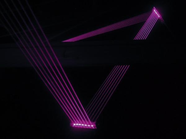 dspenney's tweet photo. Lasers! First experiment straight outta @fishislandlabs 
http://t.co/6b3TZmkkkV http://t.co/fwcDMiiDkR