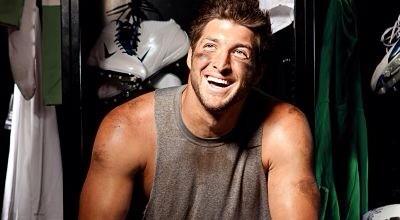 HAPPY BIRTHDAY TIM TEBOW    