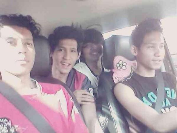 daudjava's tweet photo. With brother @panggazen94_  @JulioPrakoso  @daudzubaidi http://t.co/aWW6nI3vbc