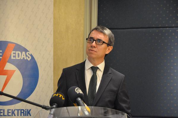 Üstün: Bölgede elektrik israfının bedeli 2 milyar 720 milyon lira civarında bit.ly/1yA9iBn