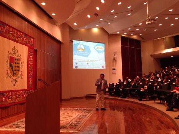 alaborde's tweet photo. Edgar Martínez de Biodent contando su testimonio en el Encuentro de Líderes Agentes de Cambio en el IPADE http://t.co/Bj9TUvhDGg