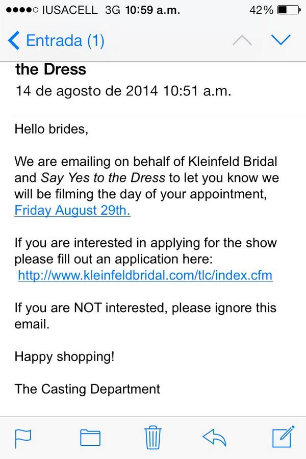 acbobadilla's tweet photo. Espérenme en la próxima temporada. #sayyestothedress #ahhverdad http://t.co/VwCpjHoKQo