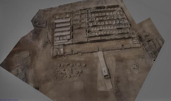 nytimes's tweet image. Ancient ruins in Peru are threatened, so archaelogists started using drones nyti.ms/1vMwY9n