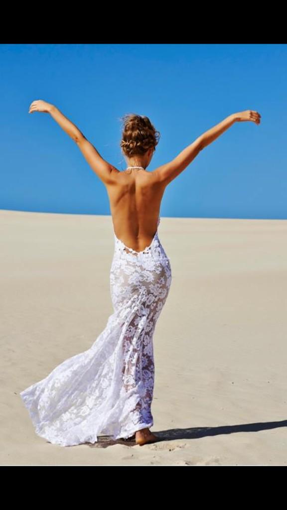 ourdayapp's tweet photo. What about this #wedding dress? http://t.co/r55j3Q5poS