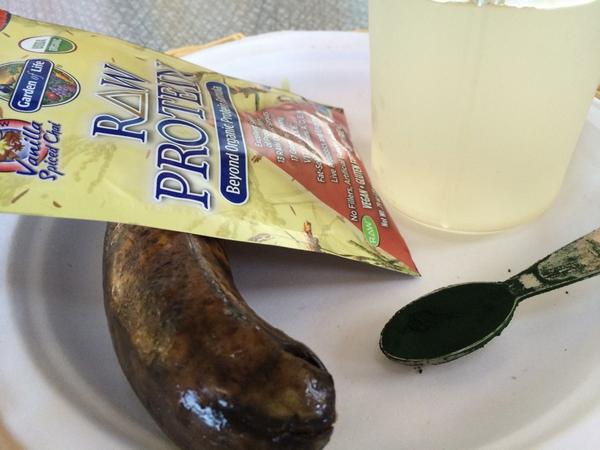 lorimaher's tweet image. Spirulina Protein Smoothie @_KimberlySnyder