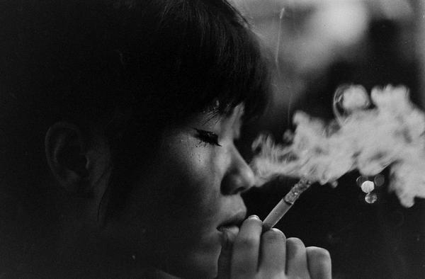 Smoke gets in your eyes. 
#photography by #MichaelRougier 
#art #smoking