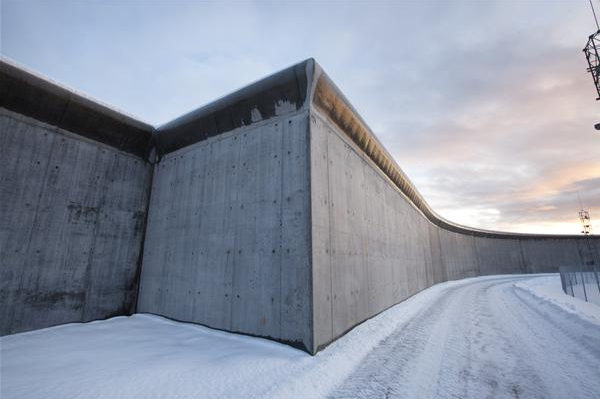 Can design transform violence into humanity? Explore Halden Prison in Norway on <a href="/desviolenz/">Design and Violence</a>. bit.ly/1yBHixd