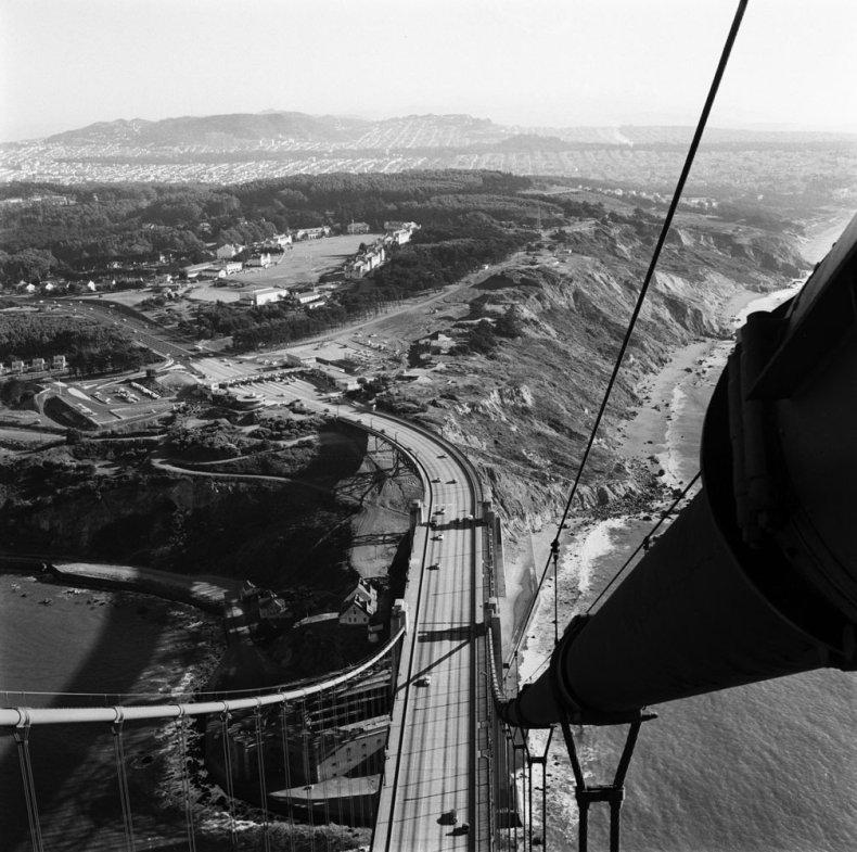 Amazing Historical Photo of Golden Gate Bridge in 1955 
