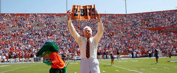 GatorsStudents's tweet photo. Gators: Do you have what it takes to be Mr. Two Bits? Prove it. #Mr2BitsChallenge http://t.co/7XzOEEvONt http://t.co/OxqvqmVWXH