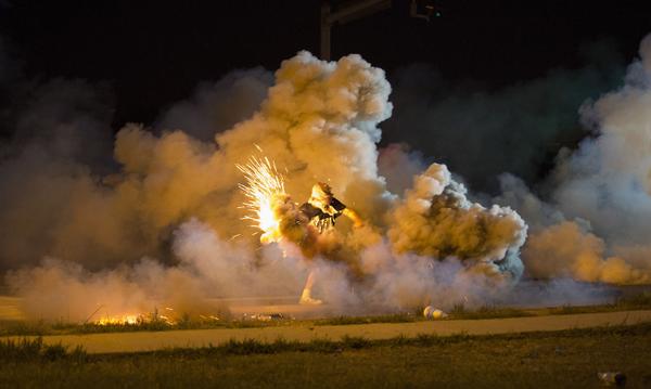 LahibBaniSakhar's tweet photo. المظاهرات مستمرة في ولاية ميسوري ألأمريكية  ..#فيرجسون 
 Protests in #Ferguson..#Missouri http://t.co/T791F8XiC2