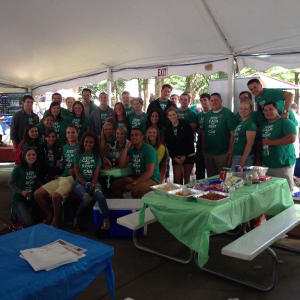 RandiBlender's tweet photo. 24HH fun day at the Saratoga Race Track! #ERACIntern2014 http://t.co/IpJ7cKCb6A