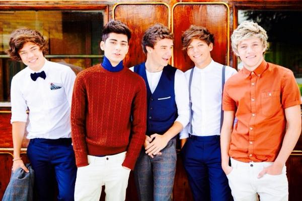 horan_flo's tweet photo. #MTVHottest one direction 😘 i love you's my boys❤️ http://t.co/pfvvHy7U4Q
