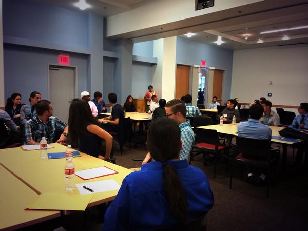 tinaintech's tweet image. @CiscoUniversity talking to future interns at @UCSanDiego @UCSDJacobs  #ciscoatUCSD @ciscojobs