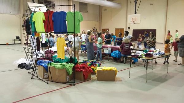 sesbulldogs's tweet photo. Get your shirts, sales are going on now! http://t.co/iJroIus9PS