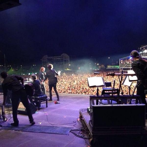 Прямая ссылка на встроенное изображение