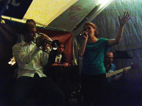 De avond loopt bijna ten einde.. <a href="/BlauweSchuit071/">A.L.S.Z.V. De Blauwe Schuit</a>