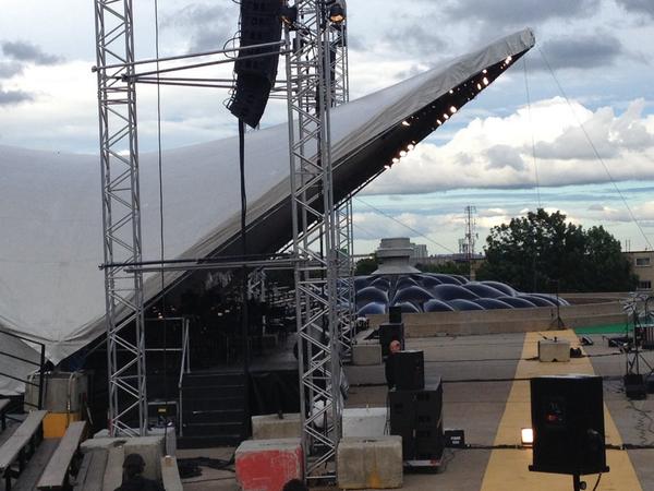 OSMconcerts's tweet photo. Le concert de ce soir au @parcolympique aura lieu beau temps, mauvais temps. Vous y serez? #OSMEsplanade http://t.co/7DHrVbE0oB