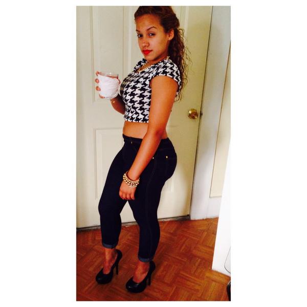 DeeBreanna's tweet photo. “@xoxo_liaotero: 😍 http://t.co/DsqD7oGG6N”baeeee 😍😍😍
