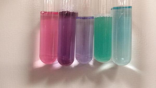 Chembiolearn's tweet photo. @Chembiolearn # can u identify which one of them is an acid or base? http://t.co/WDJPs2ovQ3