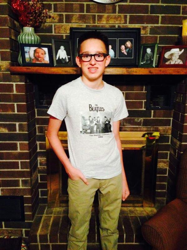 DevynWagner's tweet photo. First day of school outfit. #struttinmyshit http://t.co/xBl4M9fUAg