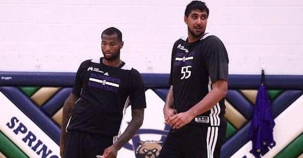 theScore's tweet photo. Sacramento Kings sign 7-foot-5 center Sim Bhullar. That's a massive acquisition. http://t.co/9vpdlNhrg9 http://t.co/od6XaXSOzZ