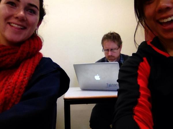 heuxday's tweet photo. Classing with the one and only @drhulbs ,the focus #arts2091  @ARTS2091 @SJF11B http://t.co/f2aWXAByIJ