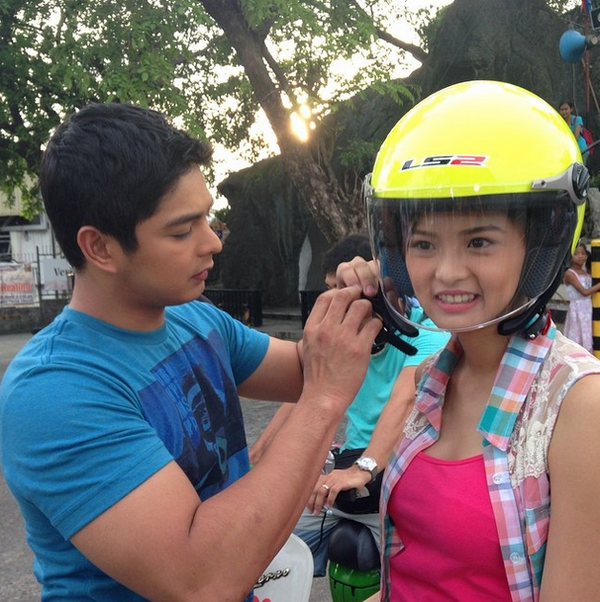 TeamCoKimChiuCo's tweet photo. Royal Tandem off screen! 
jaypeebalandra photo
@officialcocoma1 @prinsesachinita #CoKim #ChiuCo #IkawLamang #GabRea http://t.co/vwQOhsAdPo
