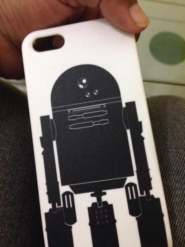 gusmayuda's tweet photo. #Promotees phonecase star wars astromech http://t.co/E9N4HMPRRQ @teesIndonesia http://t.co/2qDlEuW0Gu