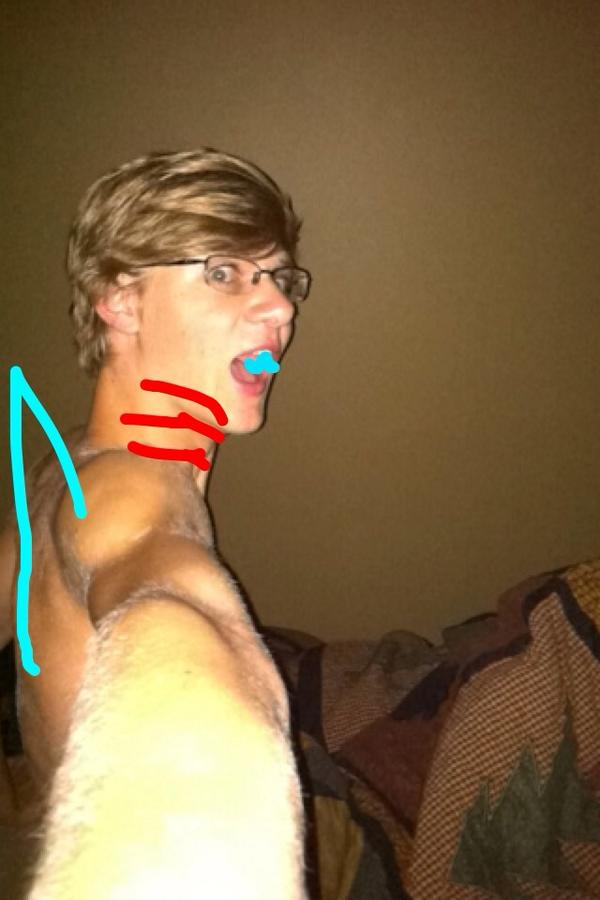 ryan__frazier's tweet photo. I'm bob the shark and I need a mate #BeBobsMate http://t.co/BOGxjbPuq4