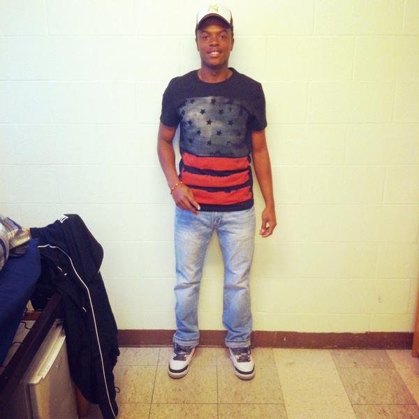 Devkelly2's tweet image. #StartedFromThe 👇 #4YearsAgoWithCrystalUglyAss