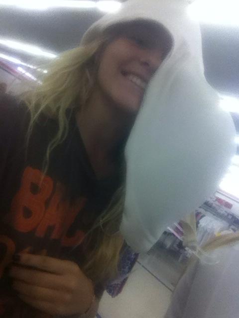 kulkat21's tweet photo. I swear I'm a fun person to talk to #brahead http://t.co/Ishn1VD92O