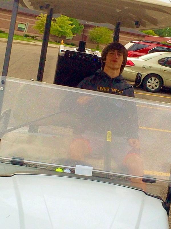 McCoy716's tweet photo. Dopest Golfer in the game. #Bumpin #Par12 http://t.co/ysFtP312gc