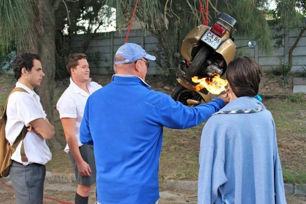 Excellent tye op set saam die legends!! Hulle varkies is almal weg maar ek lovit! #hollywoodinmyhuis