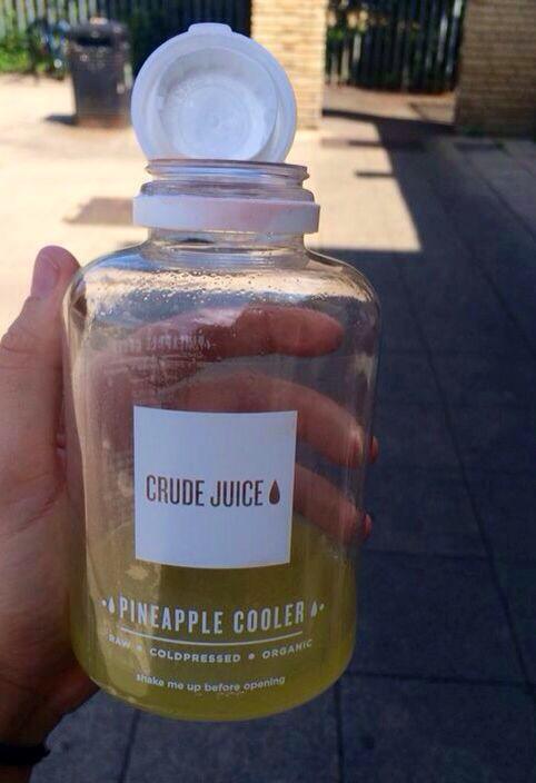 LaurenGoodger's tweet photo. Starting my day right with @Crudejuice Love this #PineappleCooler juice! ππ http://t.co/mc7OVTW25y