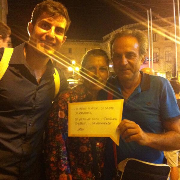 Lecce2019's tweet photo. Piazza Sant'Oronzo di Lecce invasa dalla taranta: anche #Lecce2019 presente con una #CuriosityZone! @airan_berg http://t.co/WC6e2yU8Jy