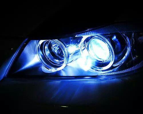 carstyling's tweet photo. We keep the complete range of super white led car lighting and xenon hid kitts. #getstyling with Autotechnics http://t.co/L3qQS6jMOy