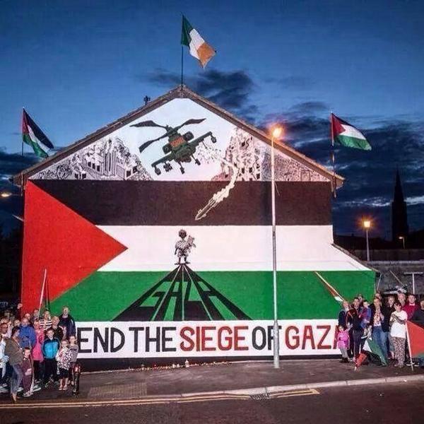 abualkomboz's tweet photo. End the Siege of Gaza.
#GazaUnderAttack http://t.co/i6o2LkIwGz