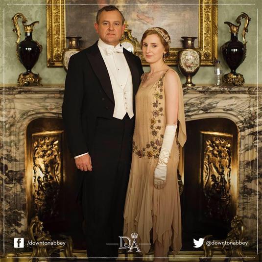 Vertele's tweet photo. Gazapo histórico en la nueva foto promocional de 'Downton Abbey'
http://t.co/cAJRvjj5o0 http://t.co/1kRZEeaTIA