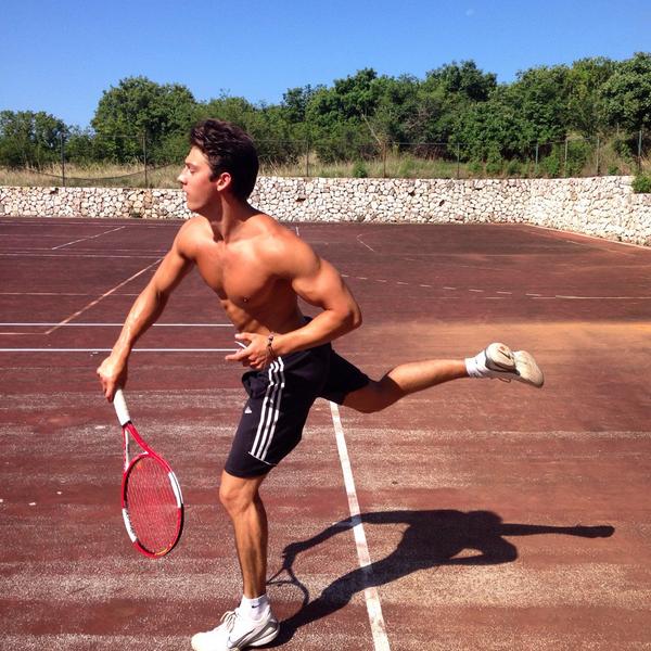 DejanKnespl's tweet photo. Sunshine and tennis, great combination with @michaelaknespl #summer #tennis #novivinodolski http://t.co/wr85wE343Y
