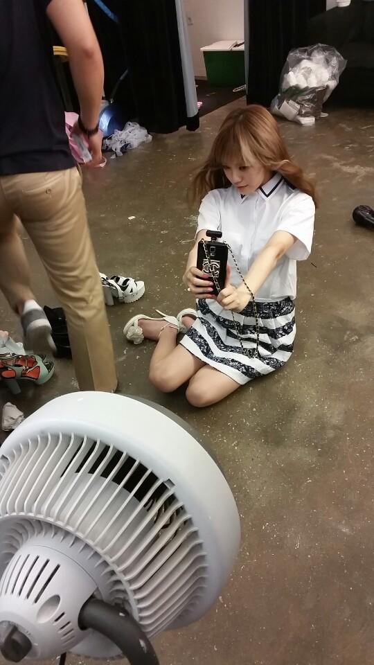 BvEpxo5CcAErdjX.jpg:large