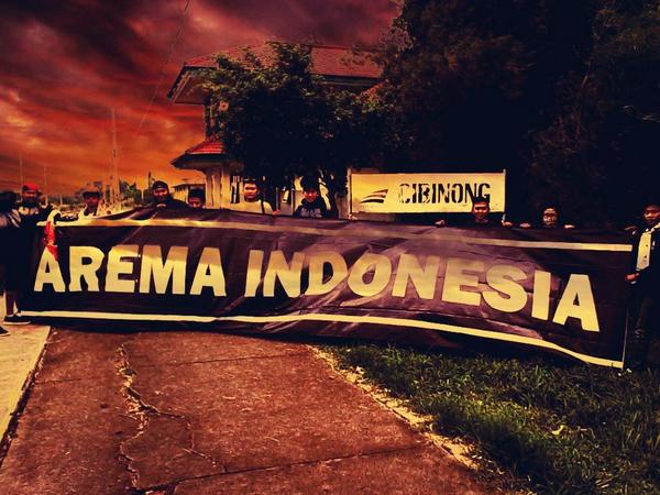 ADM_mojokerto's tweet photo. Will Not Stop Voicing AREMA http://t.co/rQT0J9jTu9